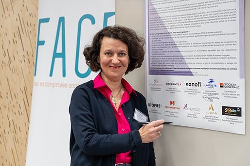 La Poste strengthens its commitment to combatting violence against women